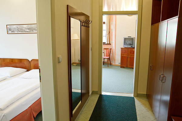 Hotel Adalbert - Pokoje a interiér